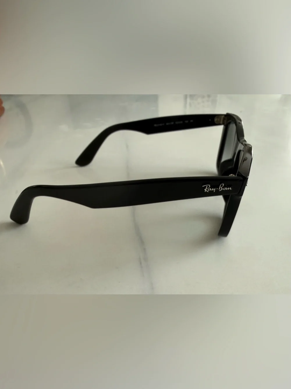 Ray-Ban authentic ray